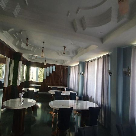 Oyo Hotel Rajshree Akolia Экстерьер фото